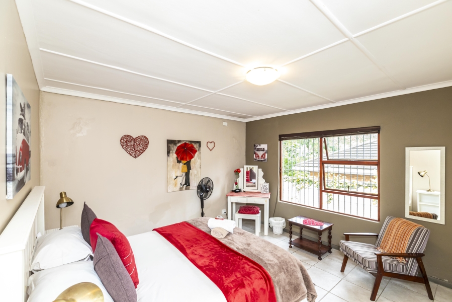 6 Bedroom Property for Sale in Dorchester Heights Eastern Cape